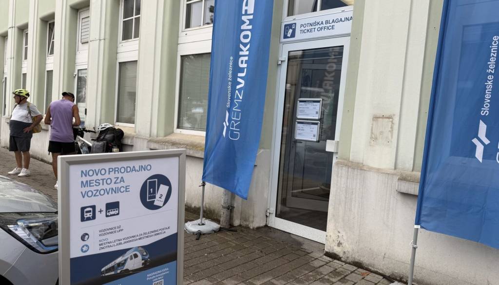 Vozovnice za vlak zdaj na obroke: brez obresti do 560 evrov