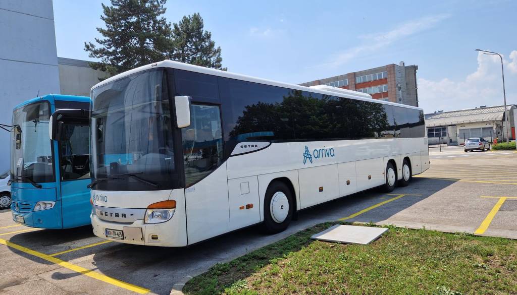 Pozor, potniki! Zaradi del se začasno seli avtobusno postajališče pri pokopališču Dobrava