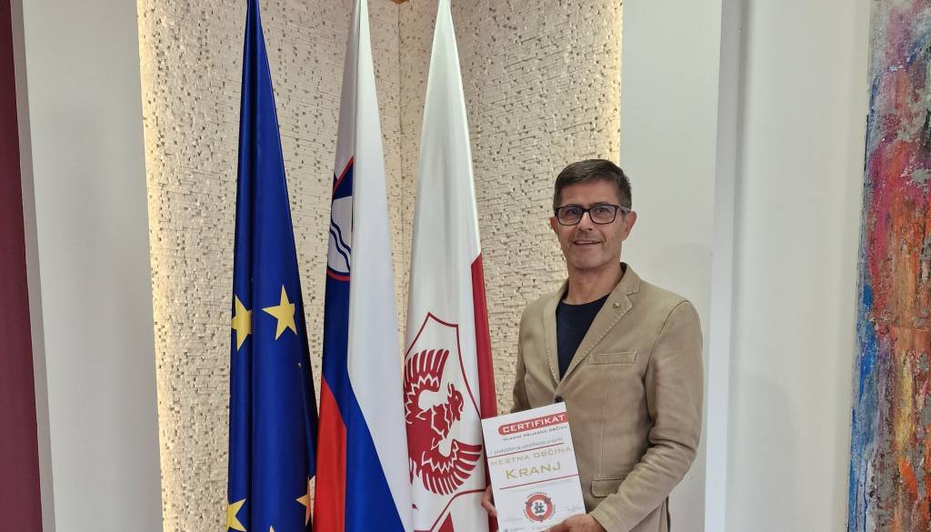 Kranj ohranil naziv mladim prijazne občine