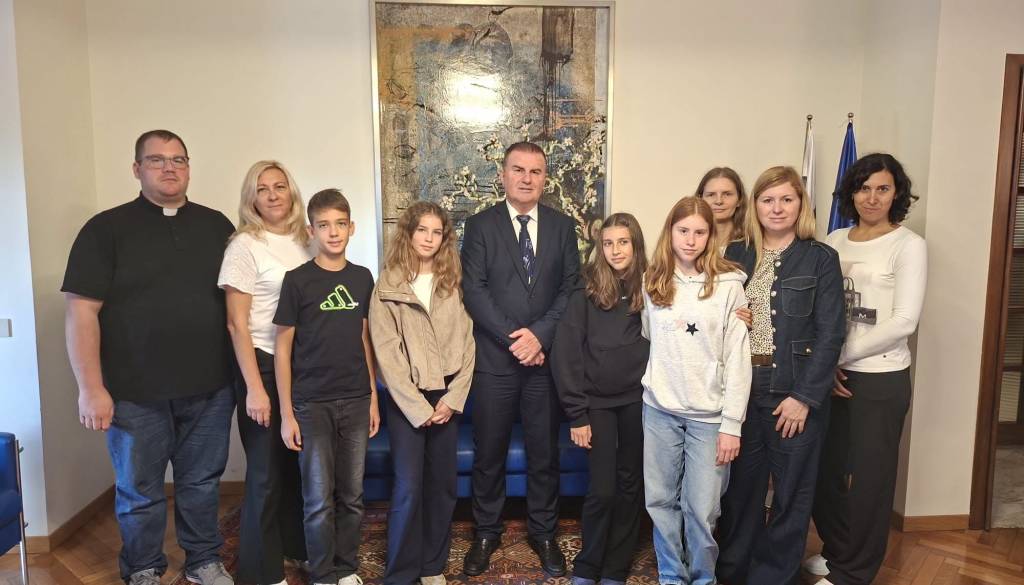 Mladi Prekmurci z župnikom Aljažem Bašo v Vatikanu: Doživeli nekaj posebnega
