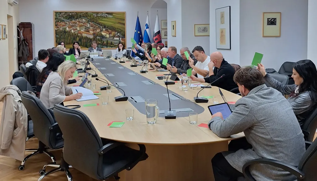 Občina Črnomelj sprejela proračun za leto 2027, v ospredju pomembni razvojni projekti