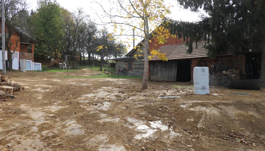 V romskem naselju na Goričkem velike spremembe, za ureditev namenili skoraj 100.000 evrov