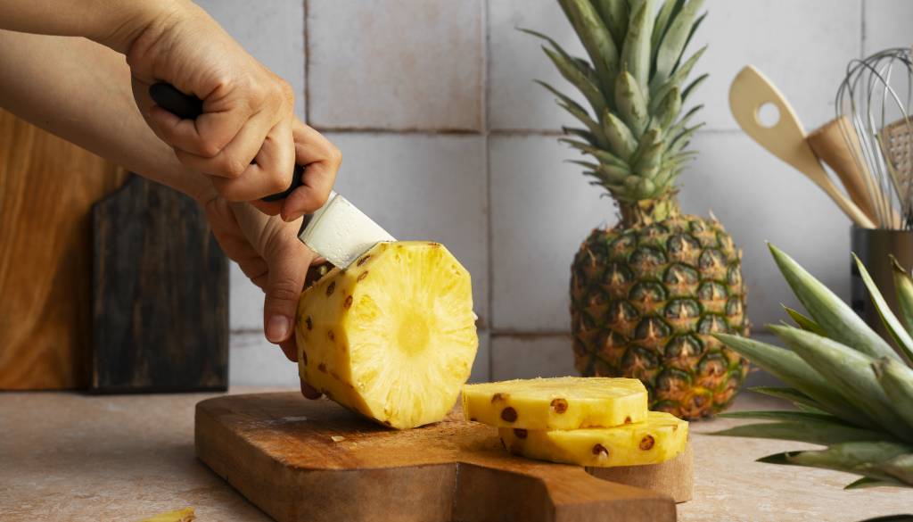 Pozor, ta ananas umikajo s polic zaradi prevelike količine pesticida