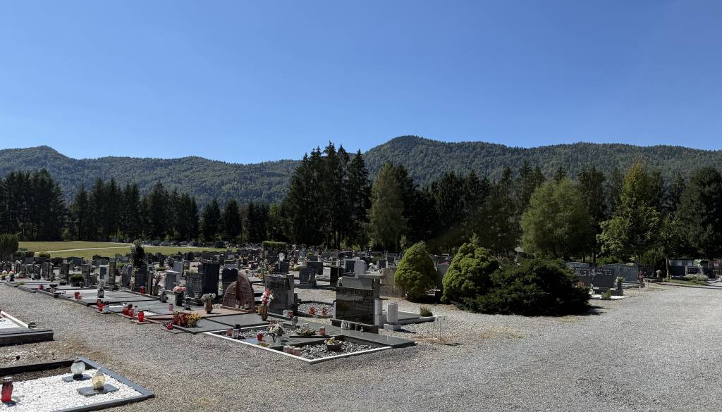 Koliko stane zadnje slovo? Med Kočevjem in Novim mestom občutne razlike