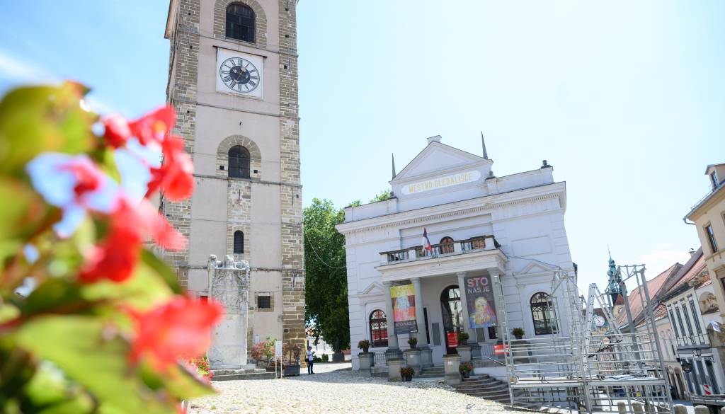 Mestno gledališče Ptuj odpovedalo predstavo: Kaj bo z že kupljenimi vstopnicami?