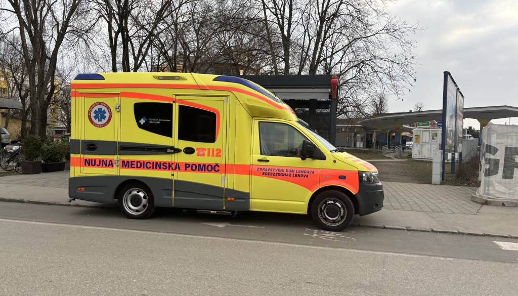 Slovenca padla z obzidja, eden pristal na intenzivni negi