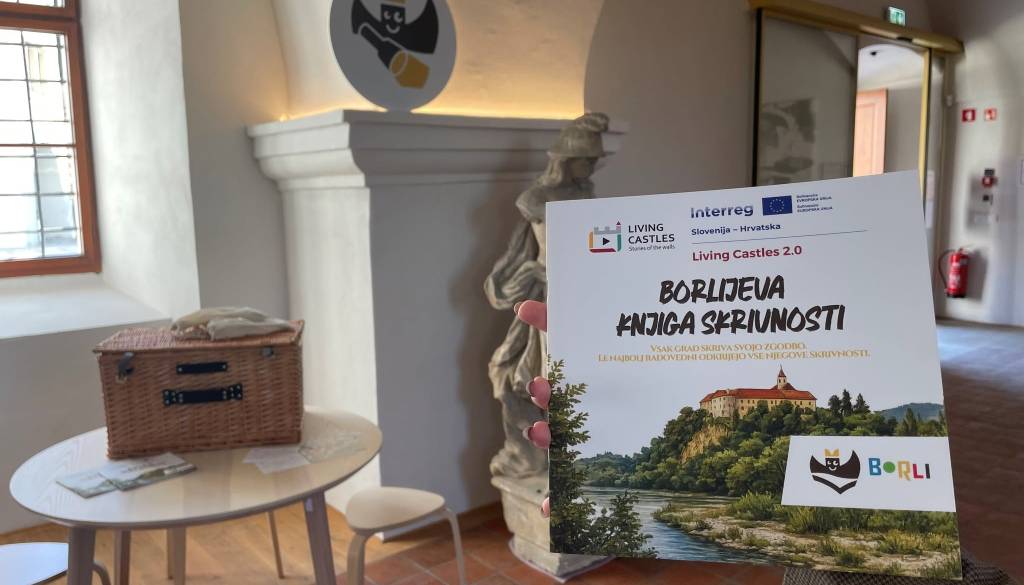 Na gradu Borl zaživela nova zgodba: Obiskovalce po skrivnostih gradu vodi netopir Borli