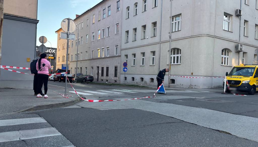 FOTO: Huda nesreča v središču Maribora, posredovali gasilci in reševalci