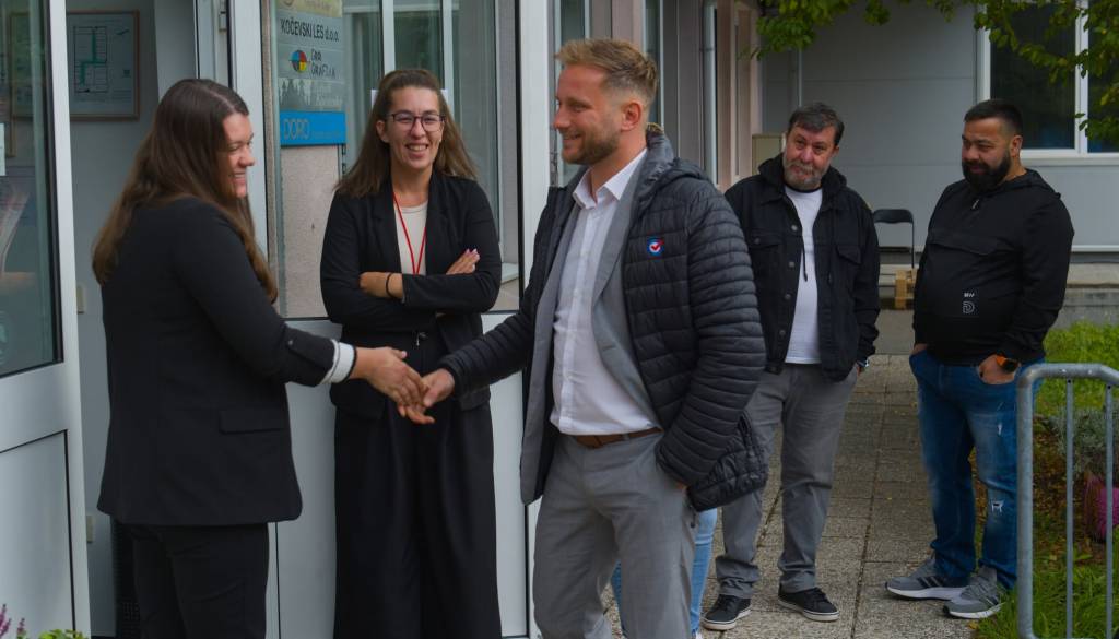 V Kočevju zadovoljni s sodelovanjem z romskim svetnikom, a župan opozarja na dve ključni težavi