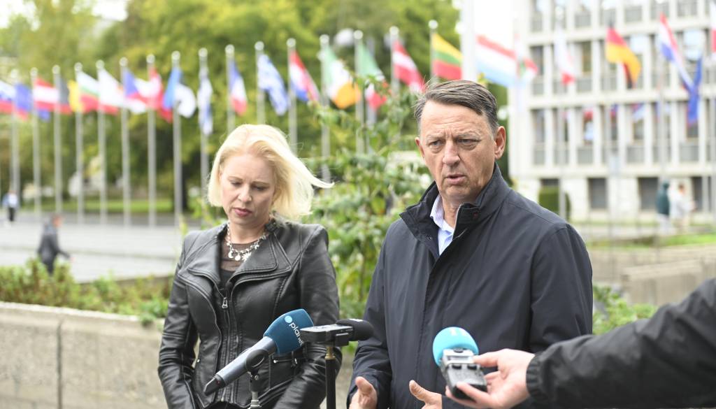 Nekateri župani na oblasti že 32 let, Rop in Klakočar Zupančič bi mandate omejila