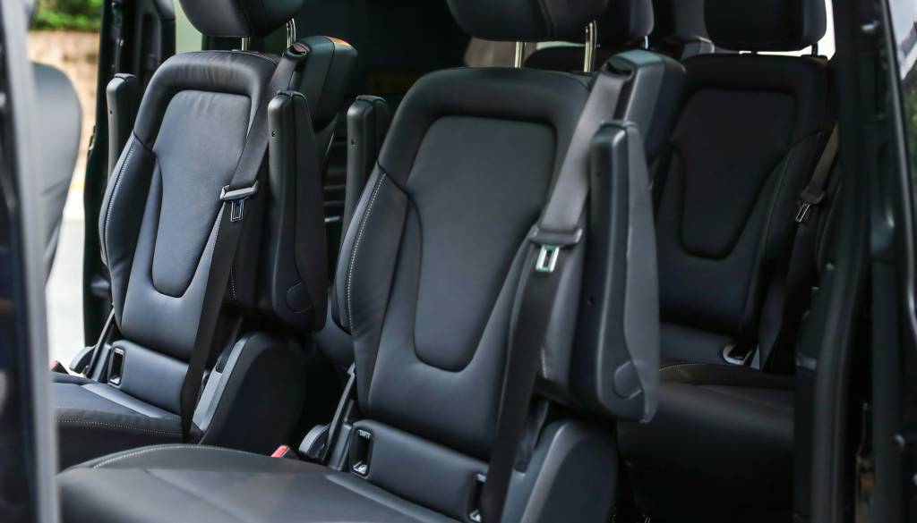 Takšen električni minibus bo vozil po Novem mestu, sprejel bo šest potnikov
