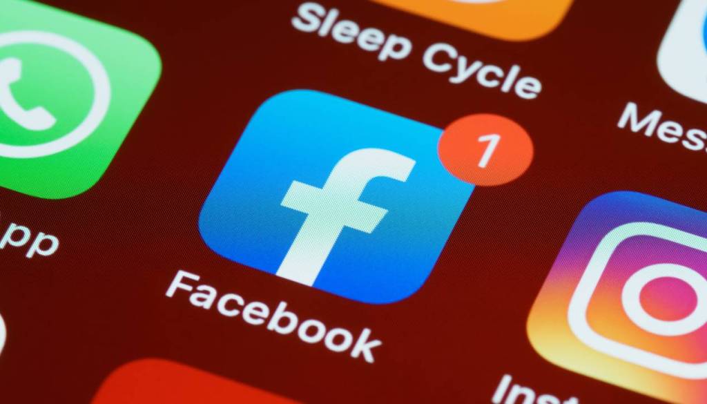 Mrk Facebooka in Messengerja: Uporabniki po svetu, tudi v Sloveniji, brez dostopa