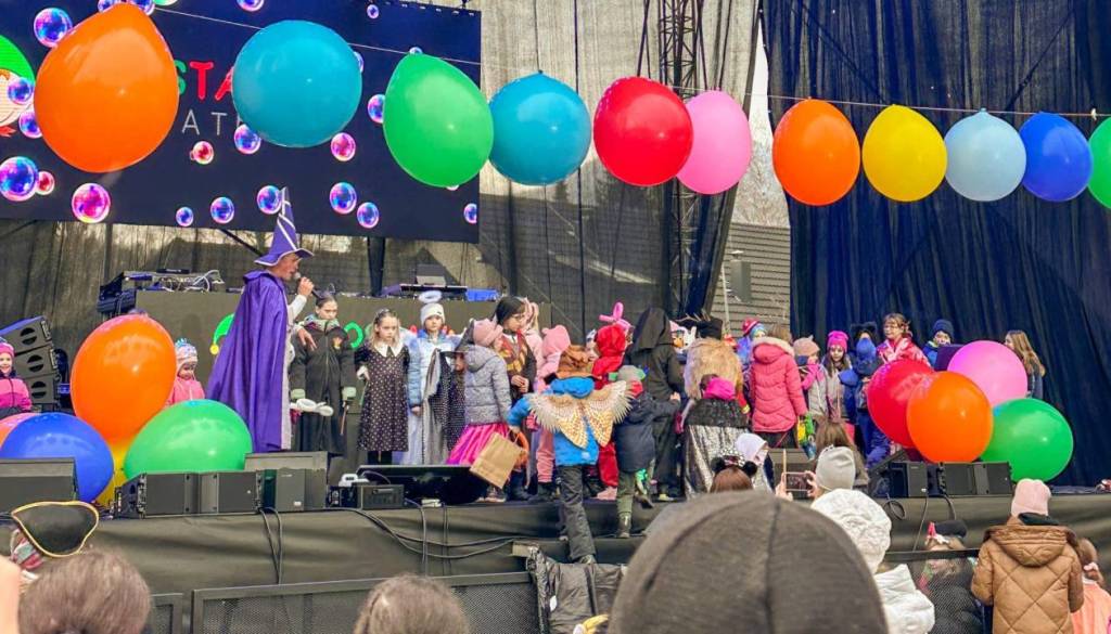 Kam ta konec tedna? Gorenjska bo v znamenju romantičnih koncertov in pustovanj