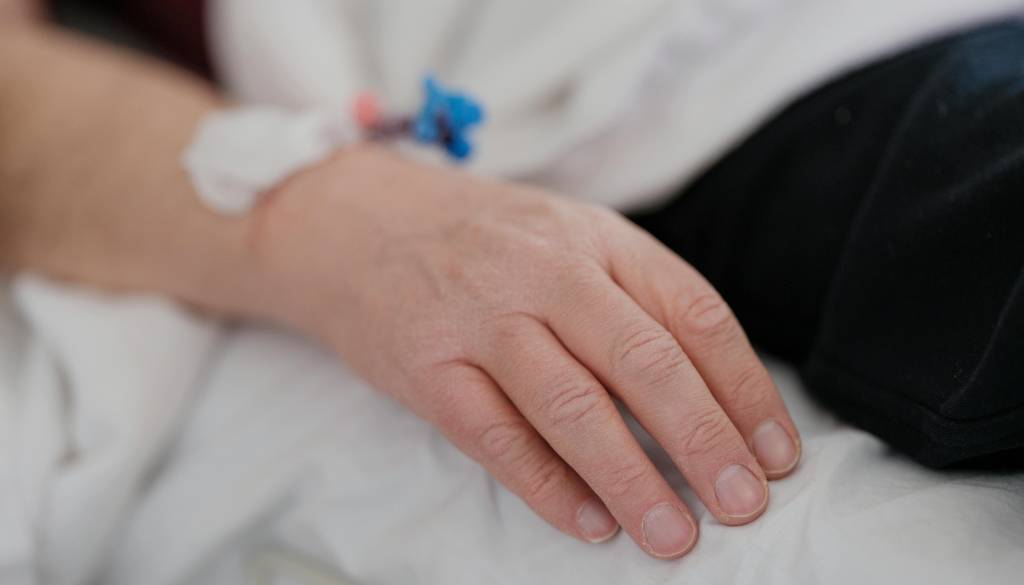 Zdravje Gorenjcev pod drobnogledom: Tržičani največ na bolniški, Jeseničani in Kranjčani največ kapi