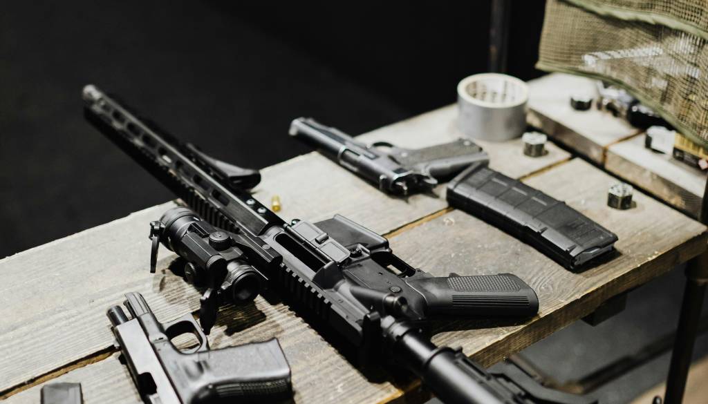 Gorenjec na kranjskem sodišču: Slađan vozil orožje iz Bosne v Francijo