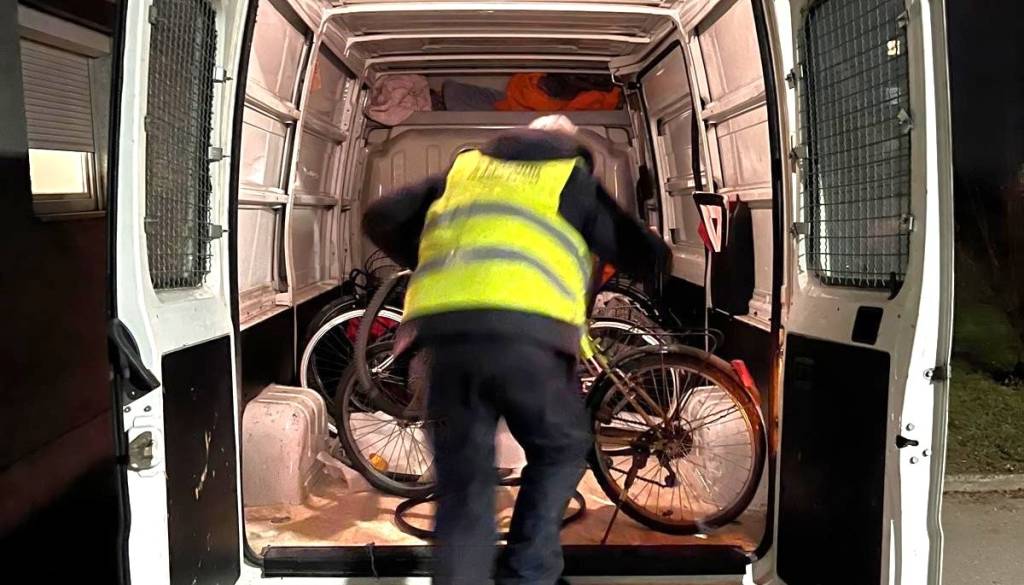 Imate doma staro kolo? V Ljubljani z njim pomagajo otrokom, migrantom in starejšim 