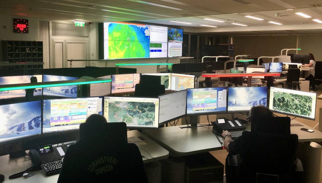 Pozor, Tržičani, Škofjeločani in Kranjčani: Po novem v nujnih primerih kličite 112, ne več svojega ZD