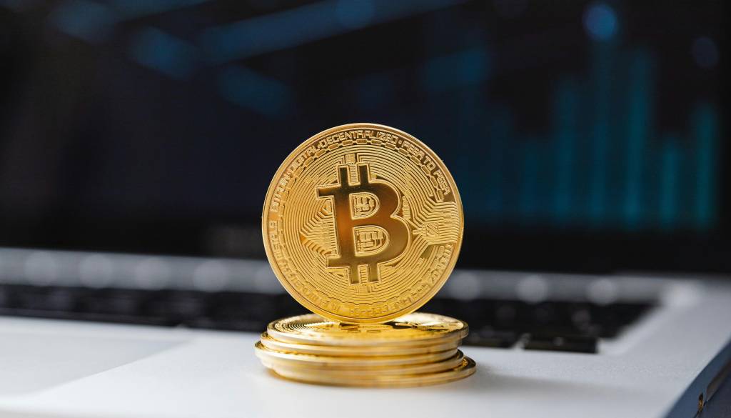 Bitcoin zabeležil najnižjo vrednost v zadnjih devetih mesecih