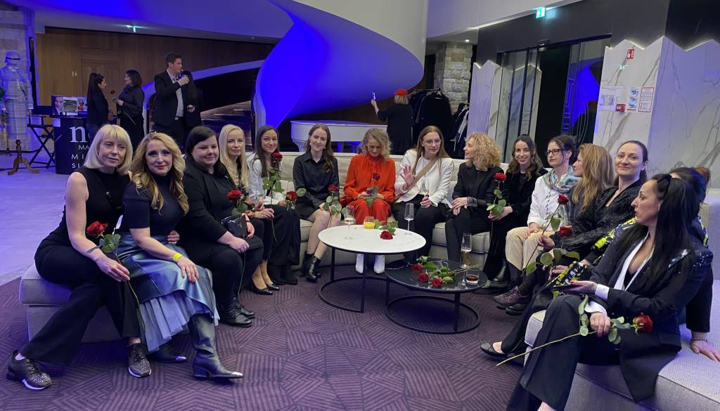 Ko slovenska moda postane izraz ženske svobode