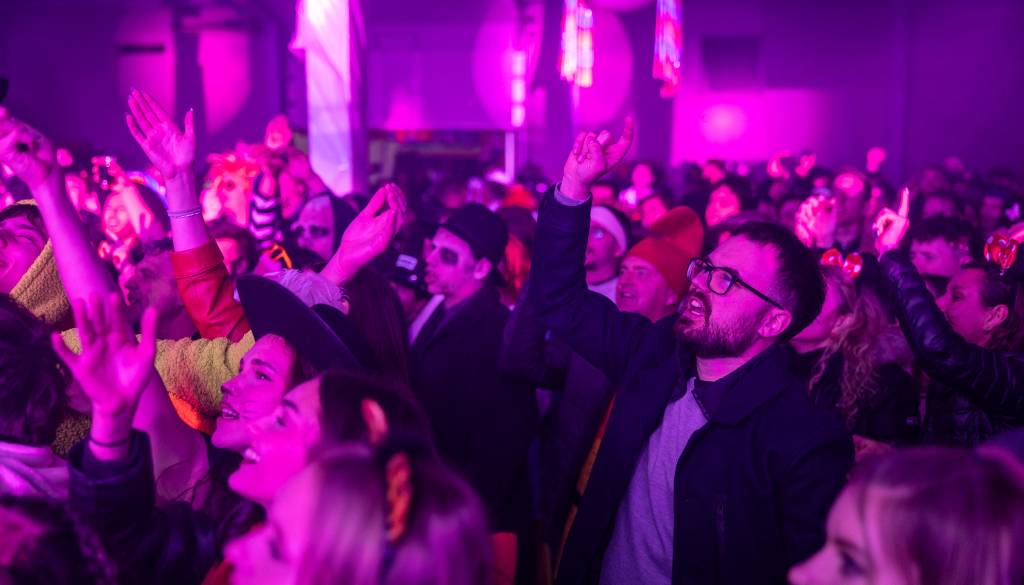 FOTO in VIDEO: Tako je v Gornji Radgoni tudi letos zaživel Fašenk