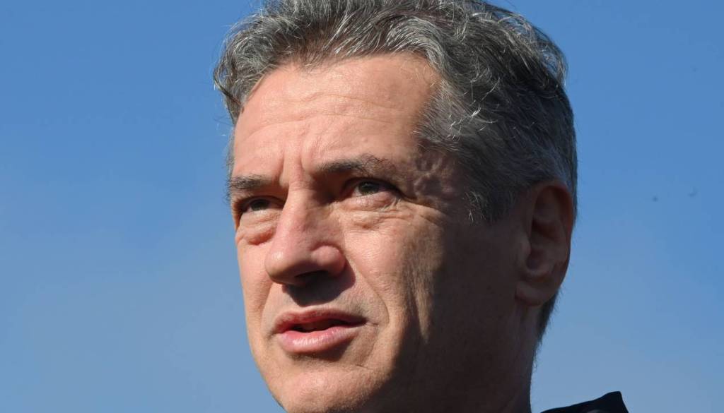 Več tisoč lažnih profilov nad Instagram profila Gibanja Svoboda in Roberta Goloba