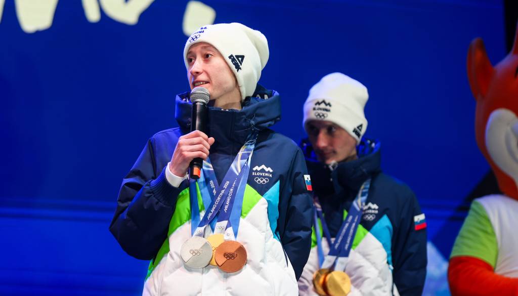 FOTO in VIDEO: Množica slovenske olimpijce pospremila z navdušenjem