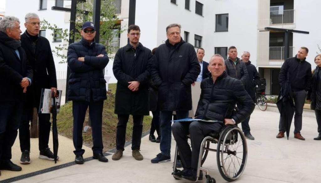 Konec ene ere v Ljubljani: Sašo Rink zapušča stanovanjski sklad in prevzema Lekarne Ljubljana!