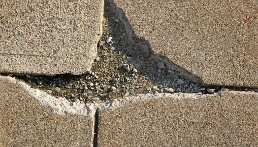 Del Slovenije zvečer stresel potres