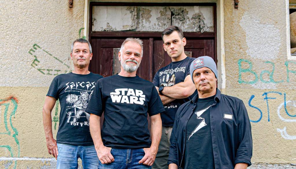 Medvode 'stresel' udarni metal zasedbe Sarcasm