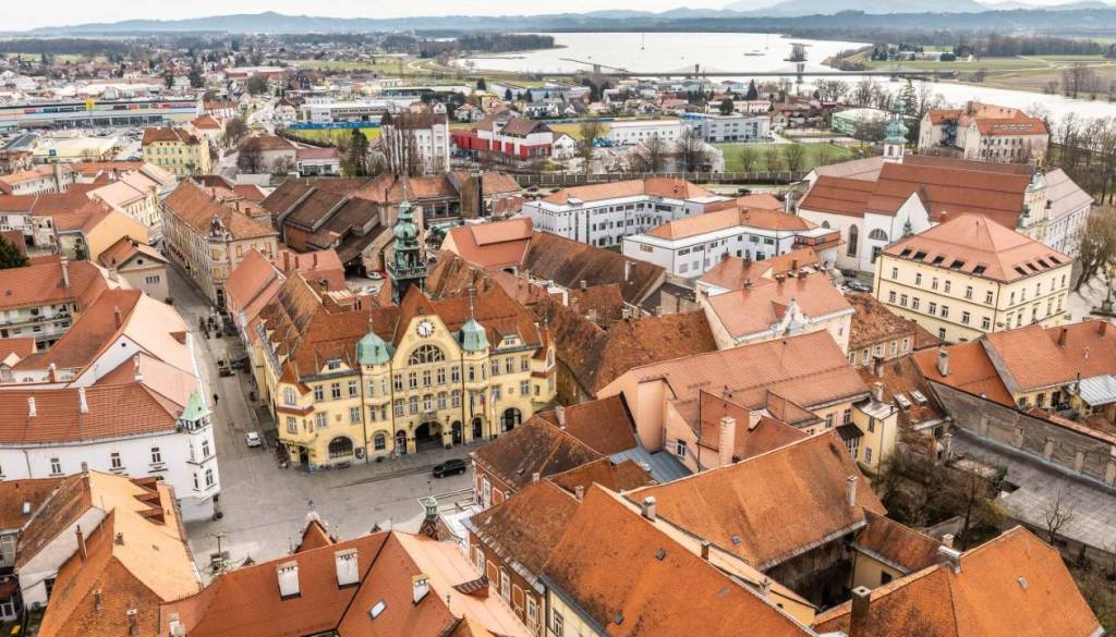 Kaj o morebitnem koncertu Thompsona na Ptuju pravi občina?