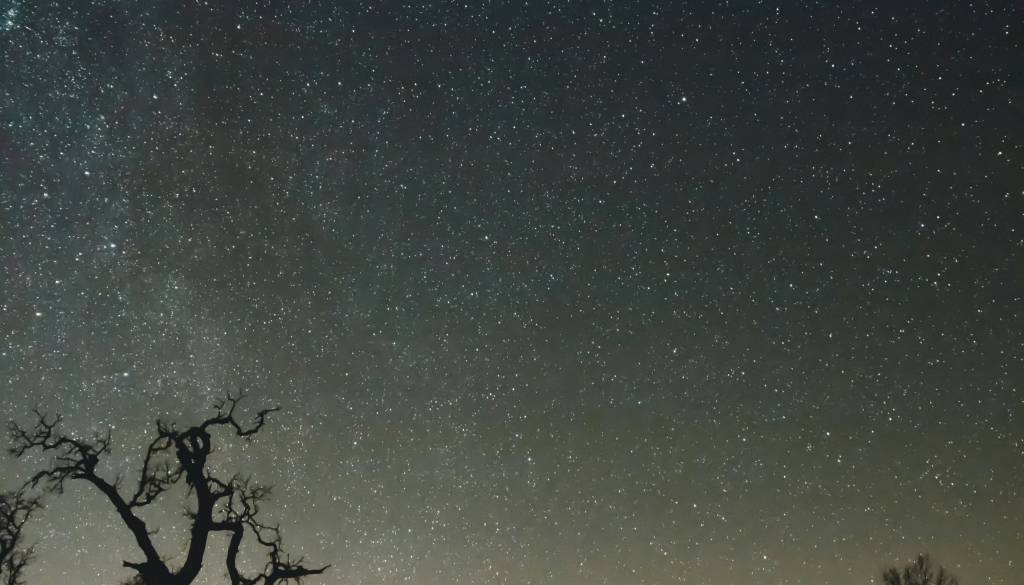 Nocoj se splača pogledati v nebo, obeta se šov planetov