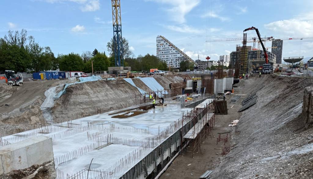 FOTO: Ste vedeli? Pod ljubljansko železniško postajo nastaja zaklonišče za 600 ljudi