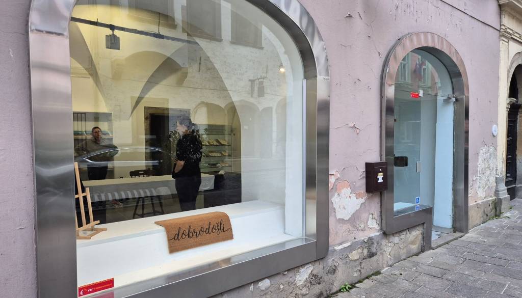 Ste slišali? Pop up trgovinica na Prešernovi ulici ponovno oživela