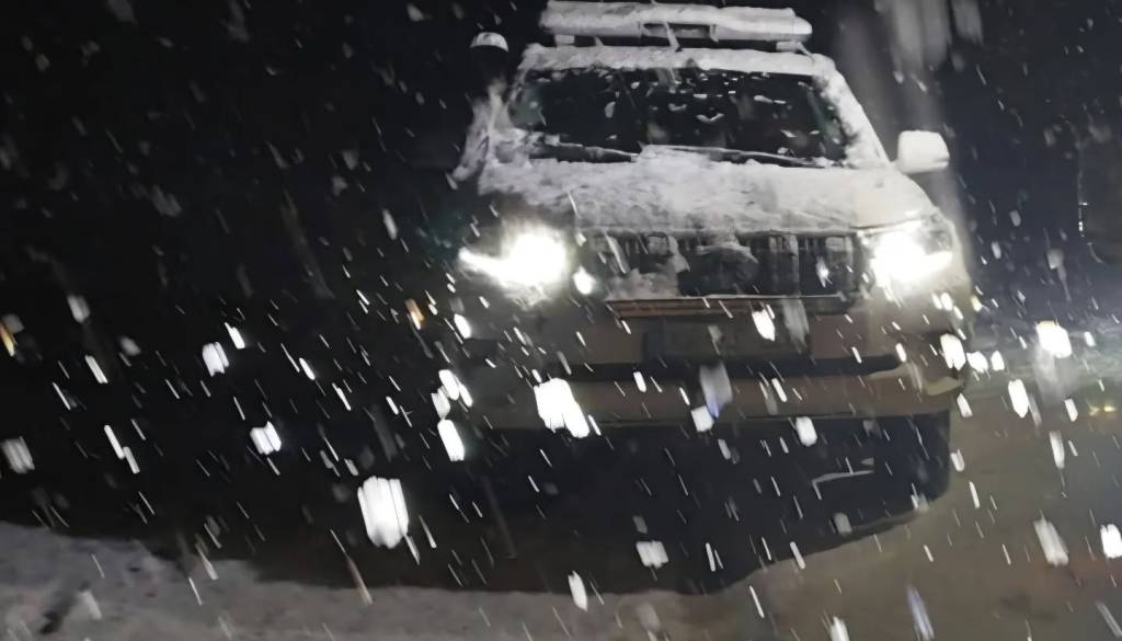 Ko opozorila ne zaležejo: Dve mladenki v snežnem neurju pod Voglom v hudi stiski