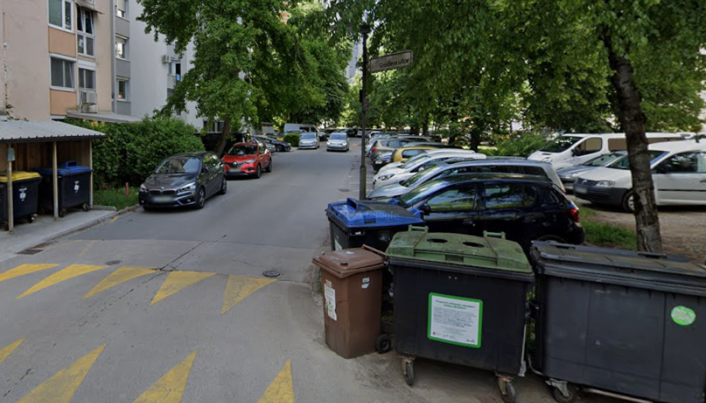 Prometna bližnjica skozi stanovanjsko območje razburja prebivalce Šiške