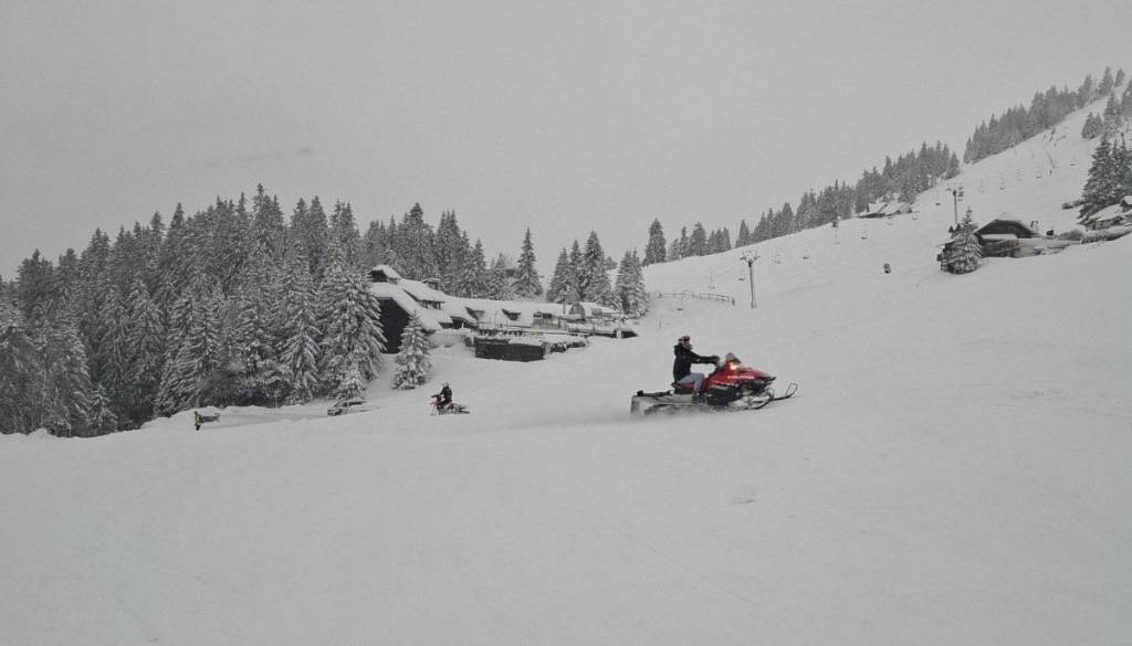 FOTO: Jih prepoznate? Na Krvavcu povzročili kaos, proge morali zapreti