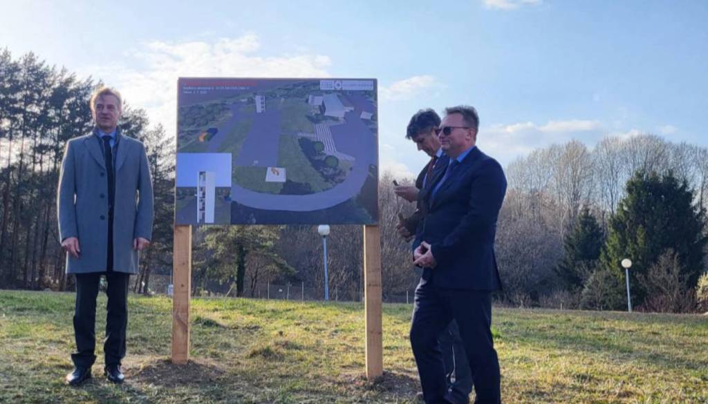 V Pekrah začetek gradnje novega gasilskega poligona