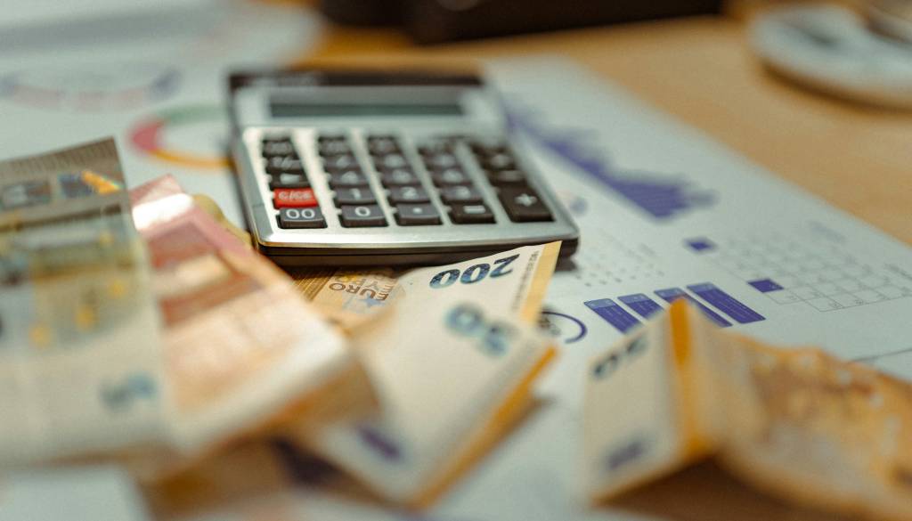 Prihaja finančni preobrat: ta znamenja bodo imela največ sreče