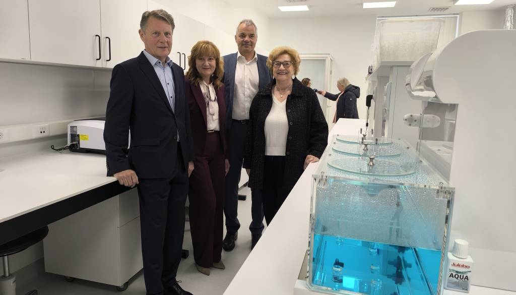 FOTO in VIDEO: Lekarne Maribor bogatejše za nov kontrolno analizni laboratorij