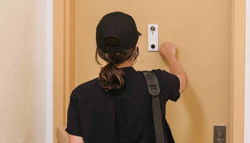 Če bo v Tržiču (ne)kdo potrkal na vaša vrata, ga nikar ne napodite