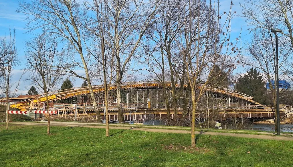 »Ali to res potrebujemo?« Dvonivojski most čez Ljubljanico že dviga obrvi med prebivalci