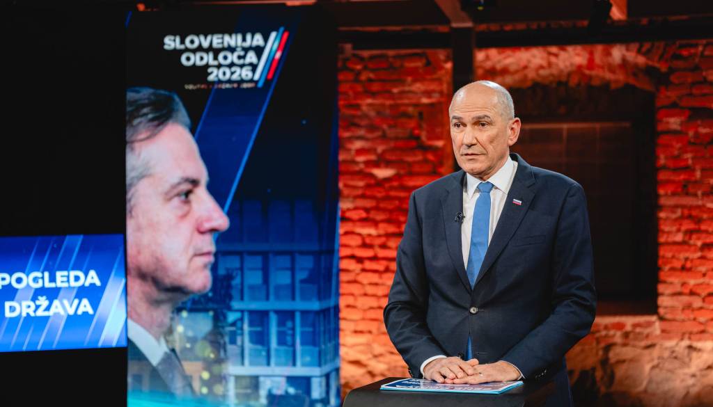 FOTO: Golob Janši: Edina stvar, ki vas zanima v življenju, kako se boste dokopali do oblasti