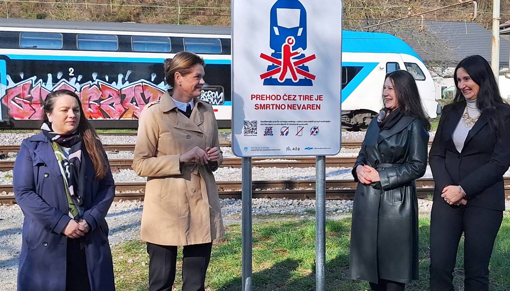 Nevarna bližnjica v Kranju: Za nesrečo je dovolj sekunda