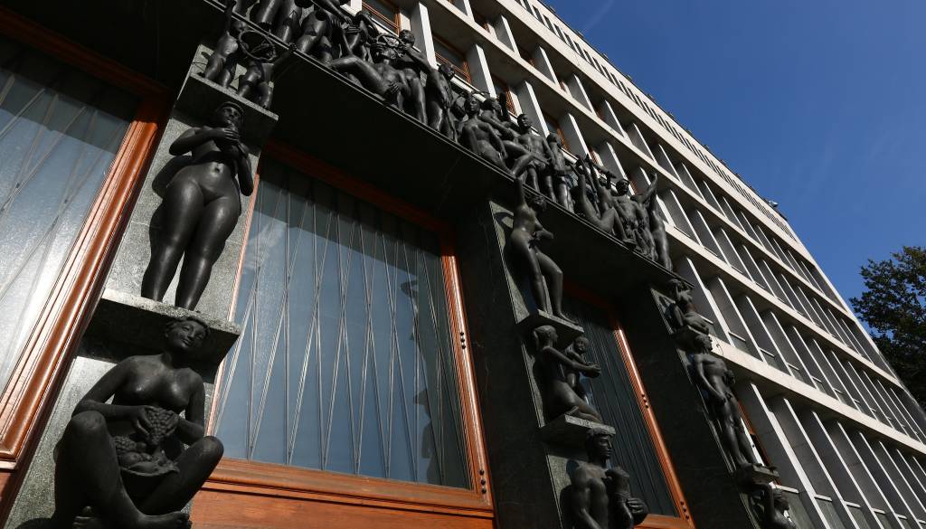 Kako pogosto so poslanci iz Maribora in okolice glasovali drugače kot njihovi strankarski kolegi?