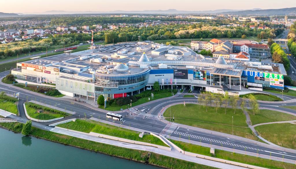 Europark bo obiskovalce razvajal ob dnevu žena in dnevu mučenikov