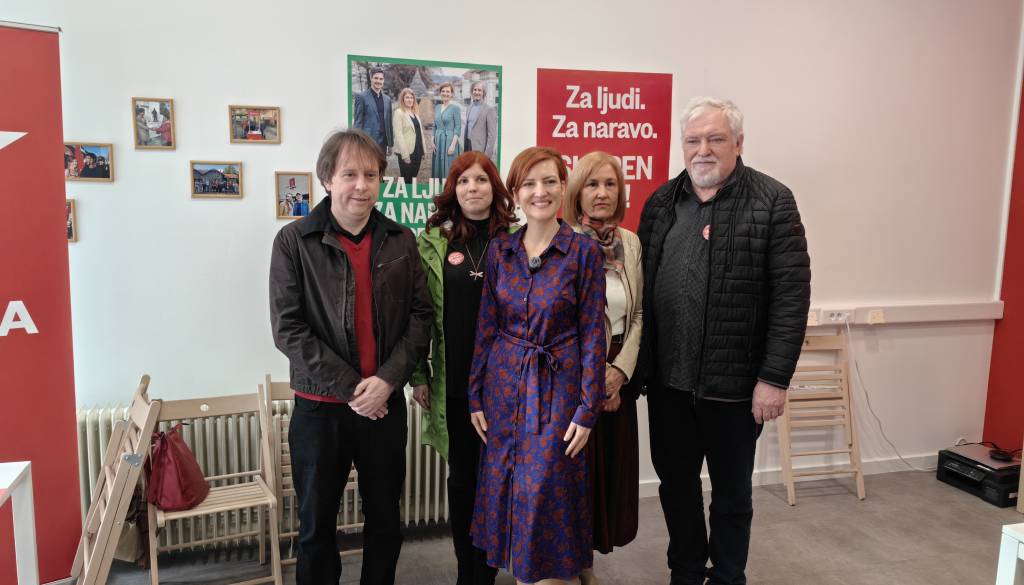 FOTO: Levica in Vesna predstavili kandidate in kandidatke za poslance v Pomurju