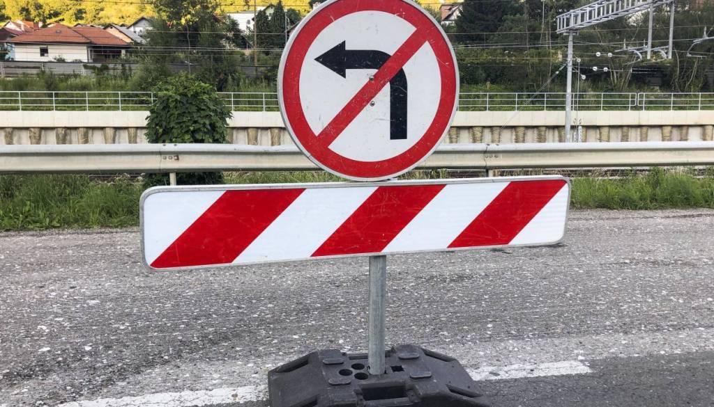 Zaradi del popolna zapora ceste v Trčovi, tako bo vozil avtobus