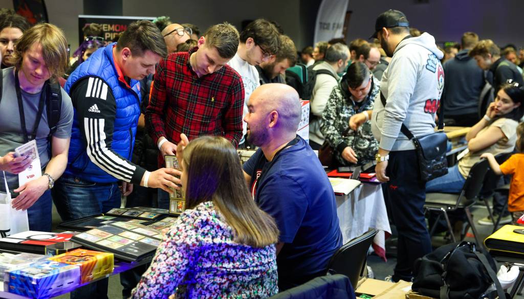 FOTO in VIDEO: Ljubljana gostila prvi Slovenia Card Show, navdušenje nad zbirateljskimi kartami preseglo pričakovanja