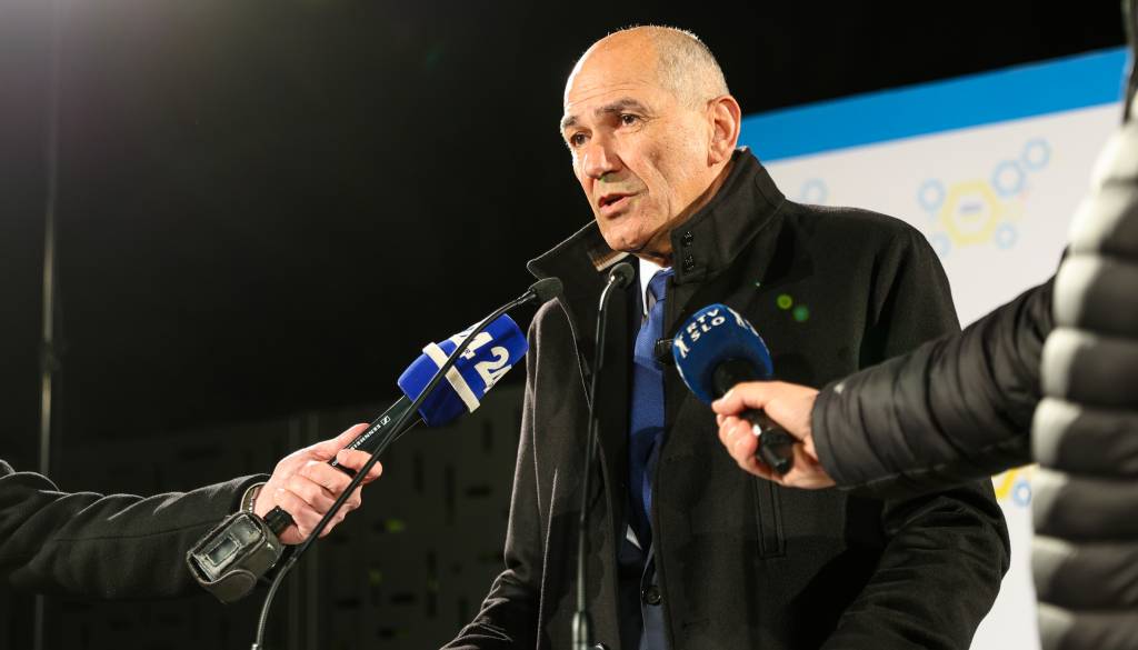 FOTO in VIDEO: Prve besede Janeza Janše: »Zgrozili se boste ...«