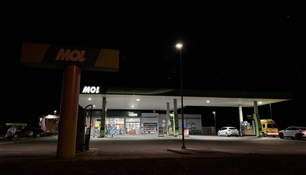 Vlada udarila z novimi ukrepi, v Petrolu bi lahko sledile tudi ovadbe